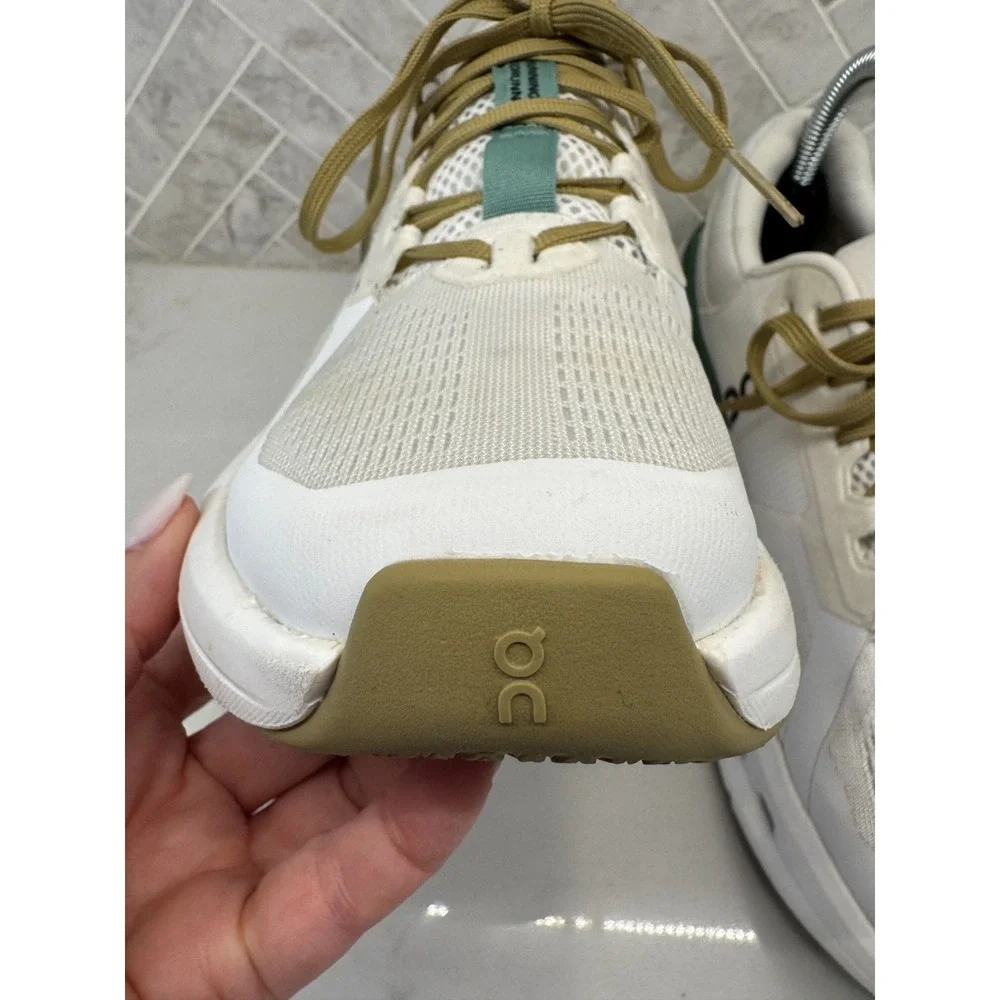 On Running Cloudrunner 2 Running Shoes Womens 8 Undyed Green Lace Up Sneakers